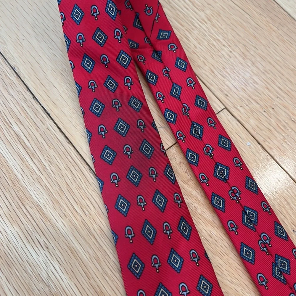 Lord & Taylor Red & Light Green Diamond Print Silk Tie